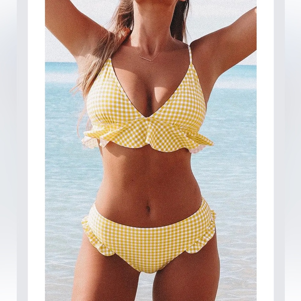 Cupshe Yellow Gingham Ruffle Bikini Swimsuit NWT - Medium
